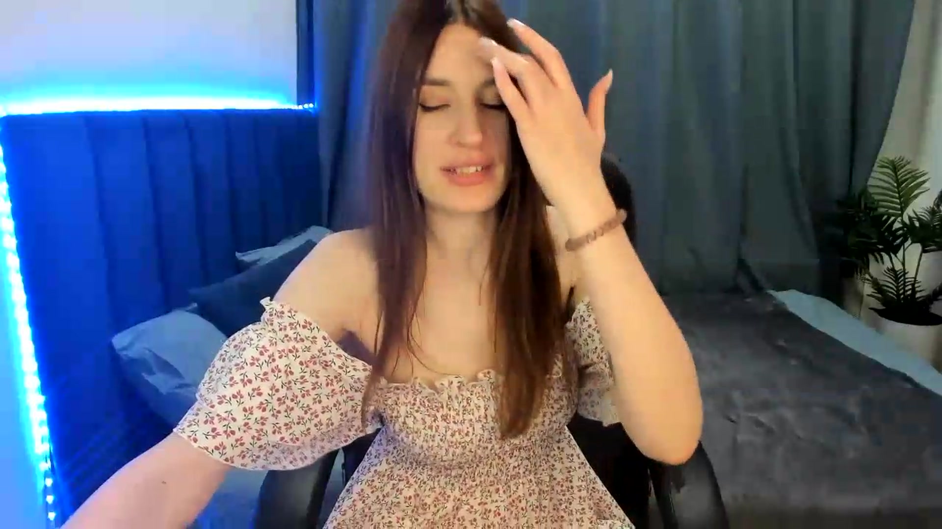 Gallery image thumbnail from Brocard's myfreecams stream on, 06/11/2026, 08:56 image 14 of 20