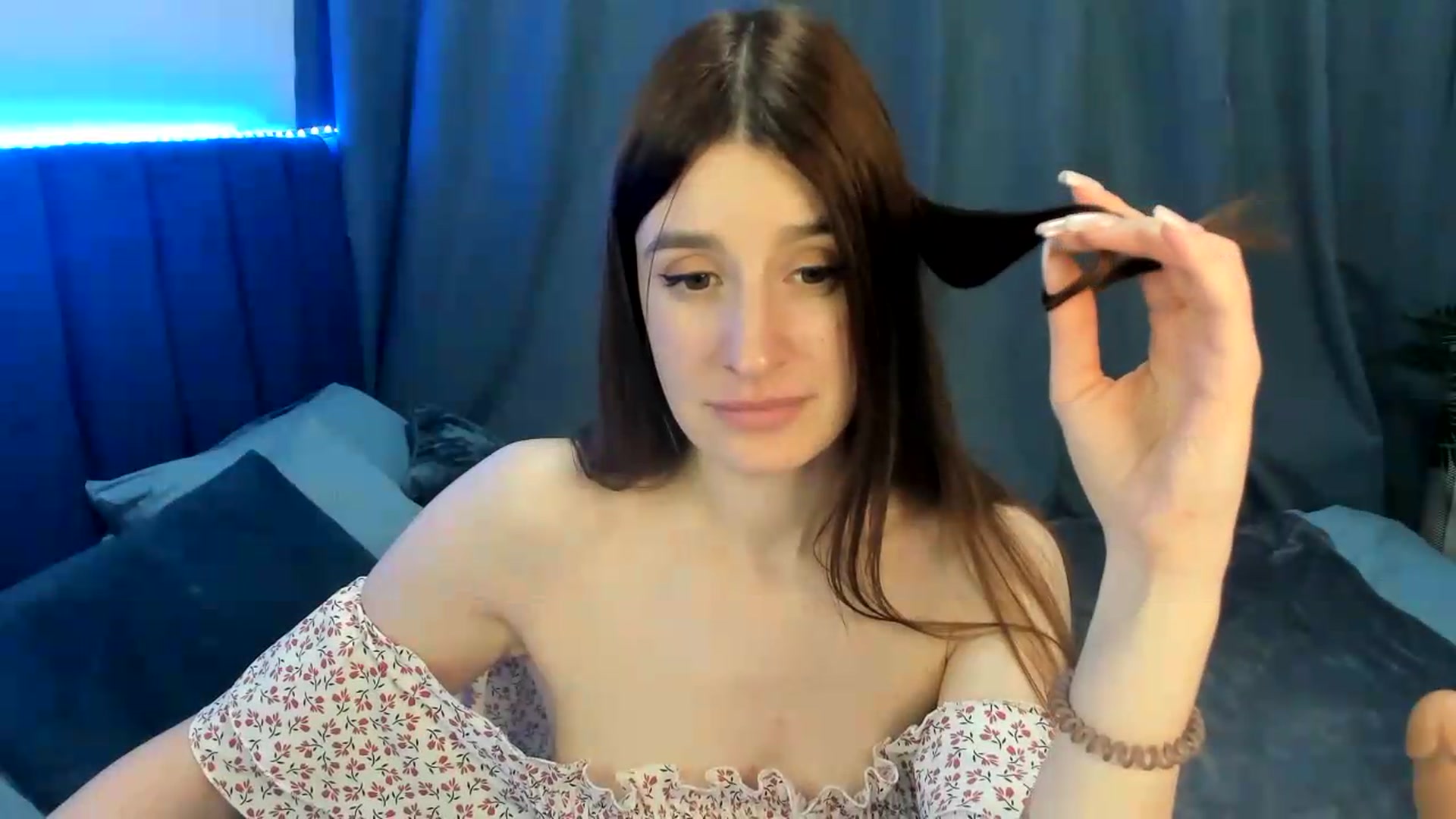 Gallery image thumbnail from Brocard's myfreecams stream on, 06/11/2026, 12:53 image 16 of 20
