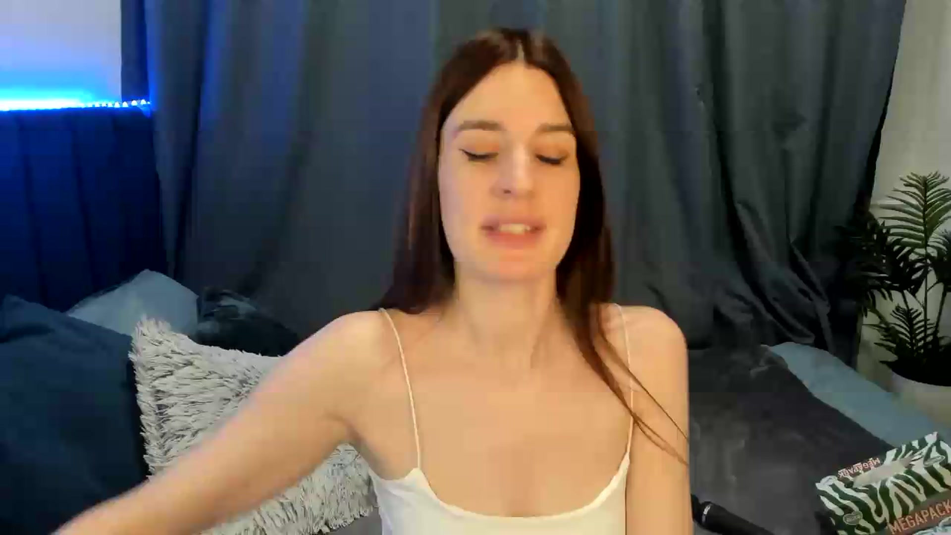 Gallery image thumbnail from Brocard's myfreecams stream on, 06/20/2026, 10:29 image 7 of 20