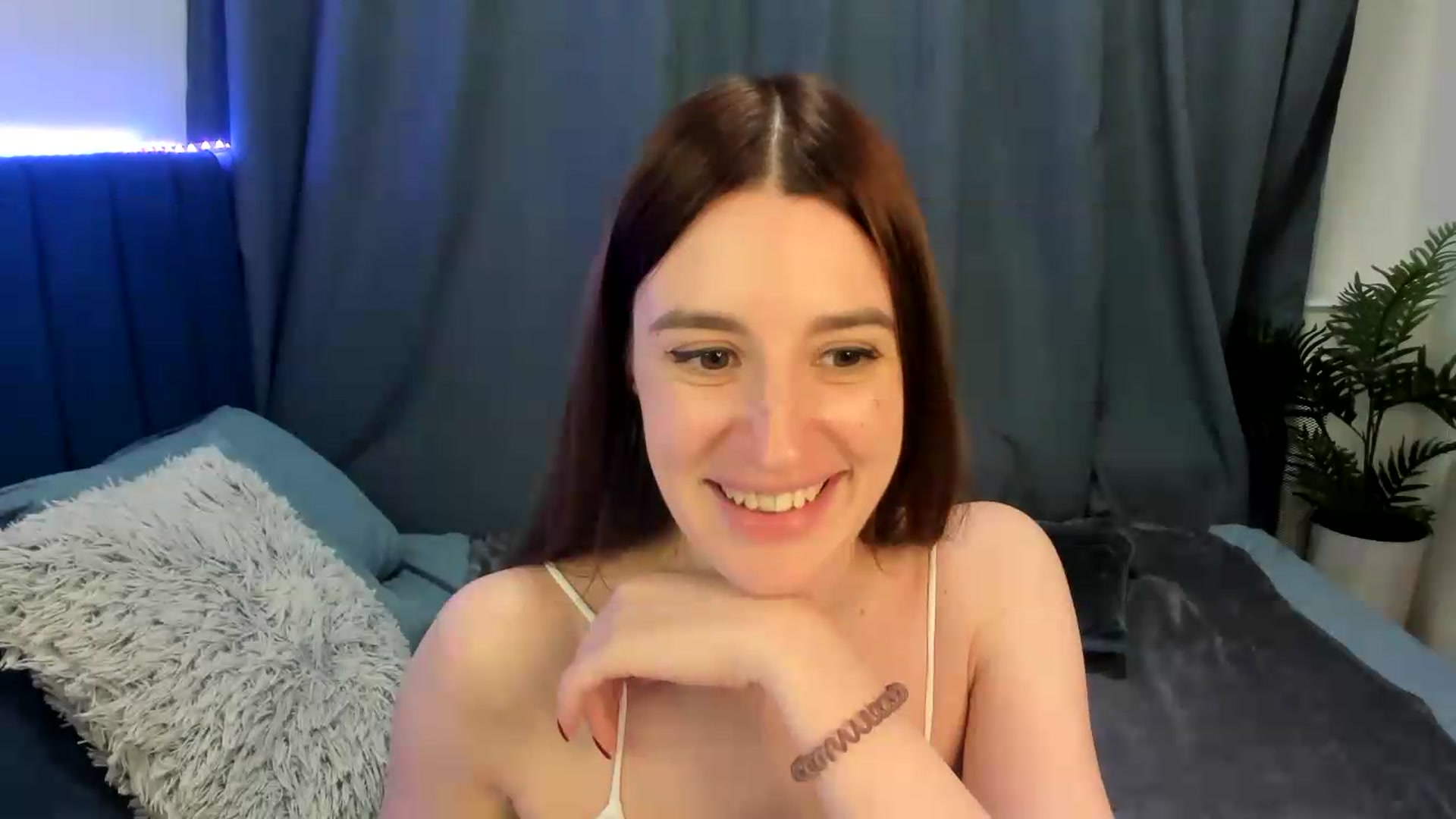 Gallery image thumbnail from Brocard's myfreecams stream on, 06/24/2026, 11:40 image 8 of 20