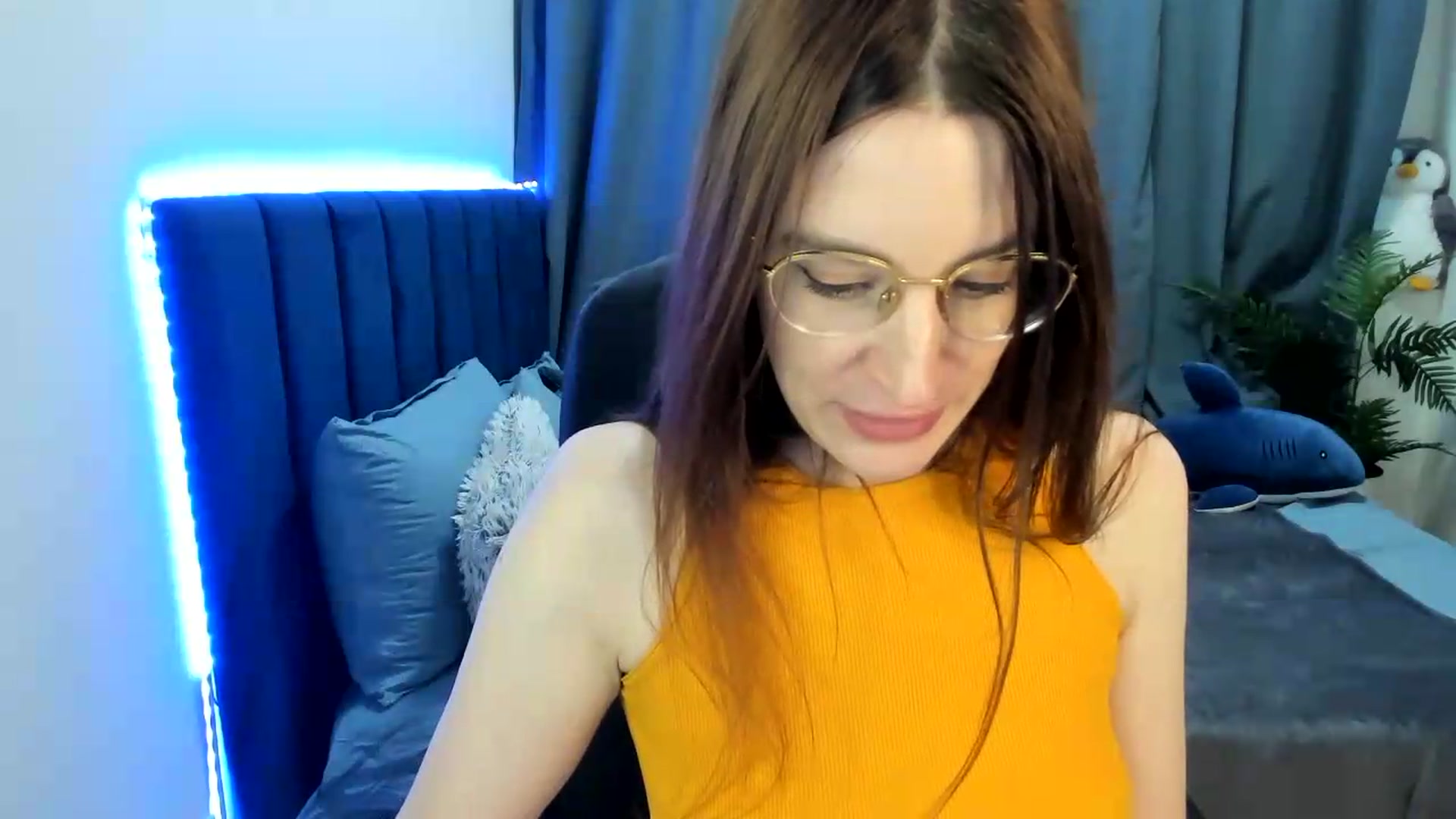 Gallery image thumbnail from Brocard's myfreecams stream on, 07/13/2026, 08:56 image 14 of 20