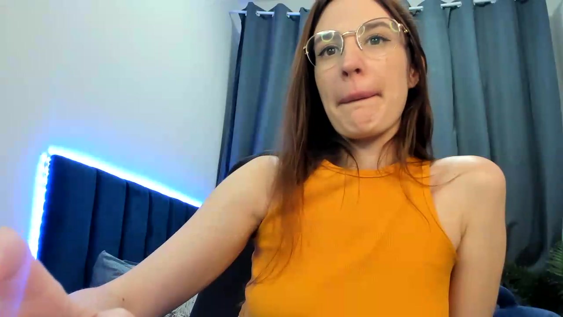 Gallery image thumbnail from Brocard's myfreecams stream on, 07/13/2026, 08:56 image 16 of 20