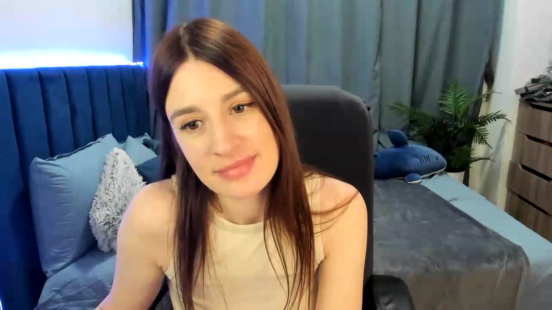 Gallery image thumbnail from Brocard's myfreecams stream on, 07/18/2026, 09:47 image 2 of 20