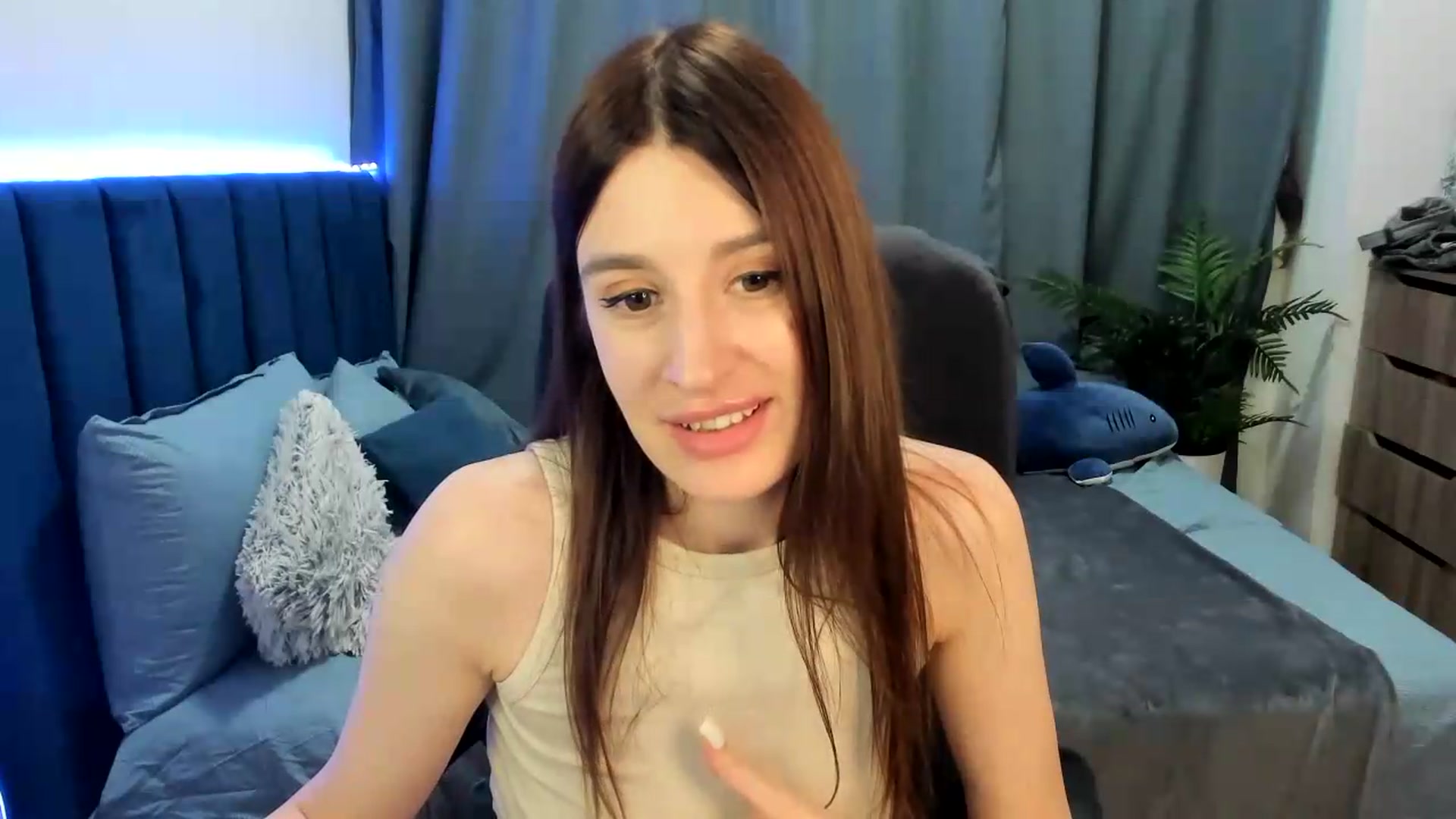 Gallery image thumbnail from Brocard's myfreecams stream on, 07/18/2026, 09:47 image 3 of 20
