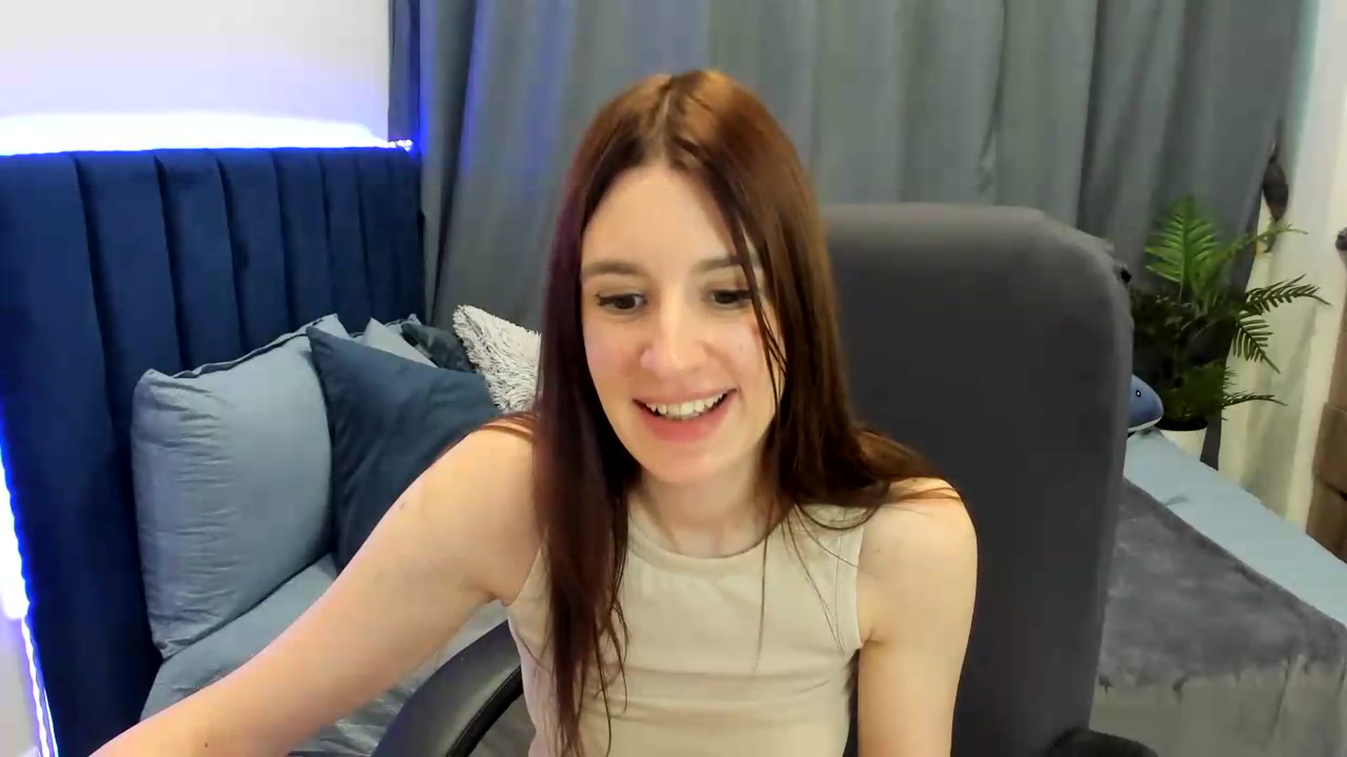 Gallery image thumbnail from Brocard's myfreecams stream on, 07/18/2026, 13:54 image 12 of 20