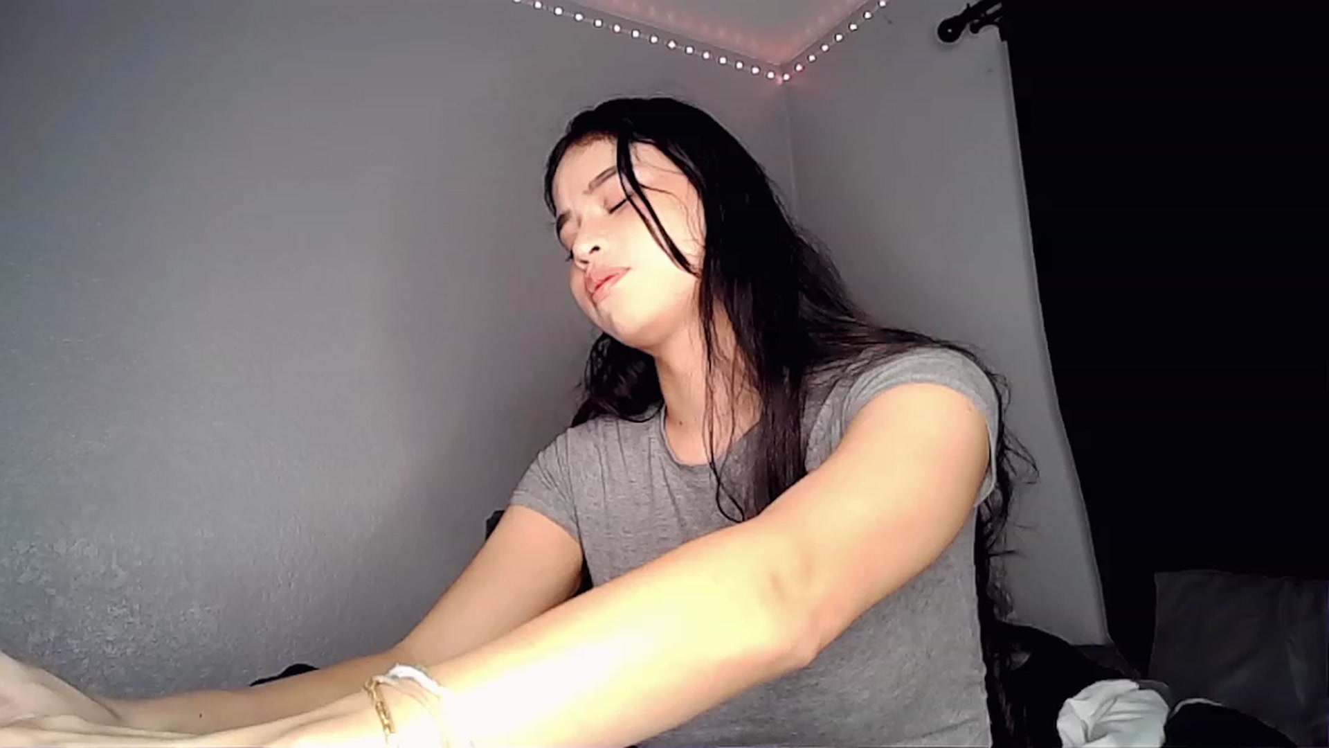 Gallery image thumbnail from BrokenRin's myfreecams stream on, 01/09/2023, 09:40 image 6 of 20