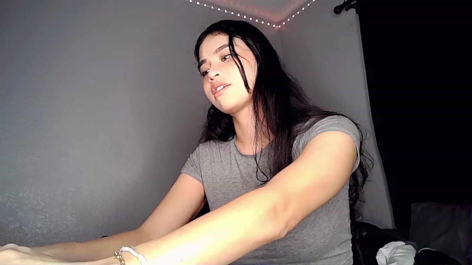 Gallery image thumbnail from BrokenRin's myfreecams stream on, 01/09/2023, 09:40 image 9 of 20