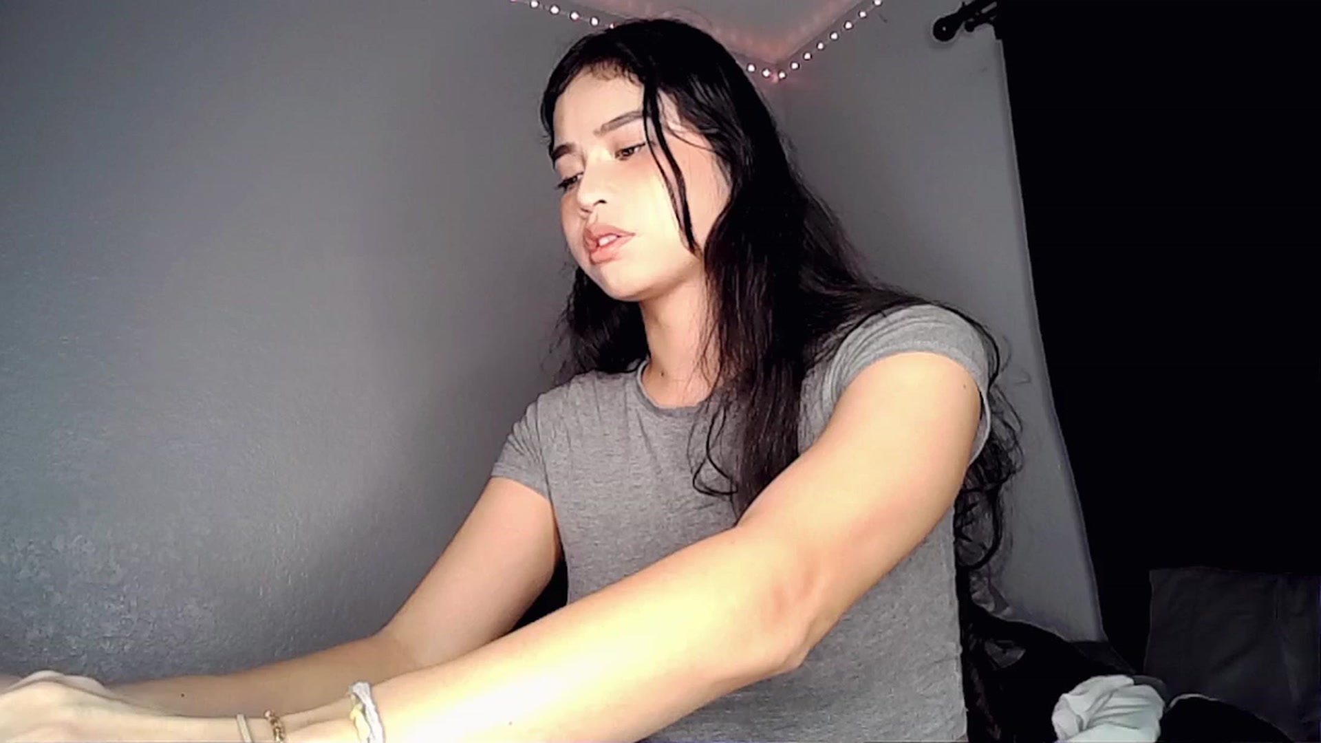 Gallery image thumbnail from BrokenRin's myfreecams stream on, 01/09/2023, 09:40 image 13 of 20