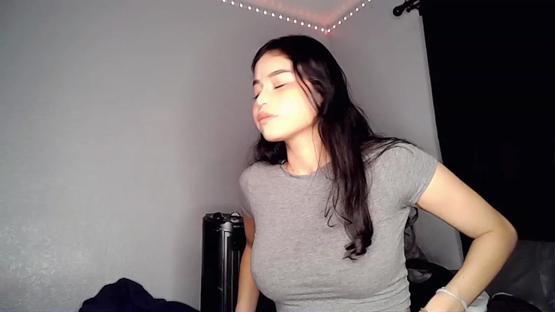 Gallery image thumbnail from BrokenRin's myfreecams stream on, 01/09/2023, 09:40 image 12 of 20
