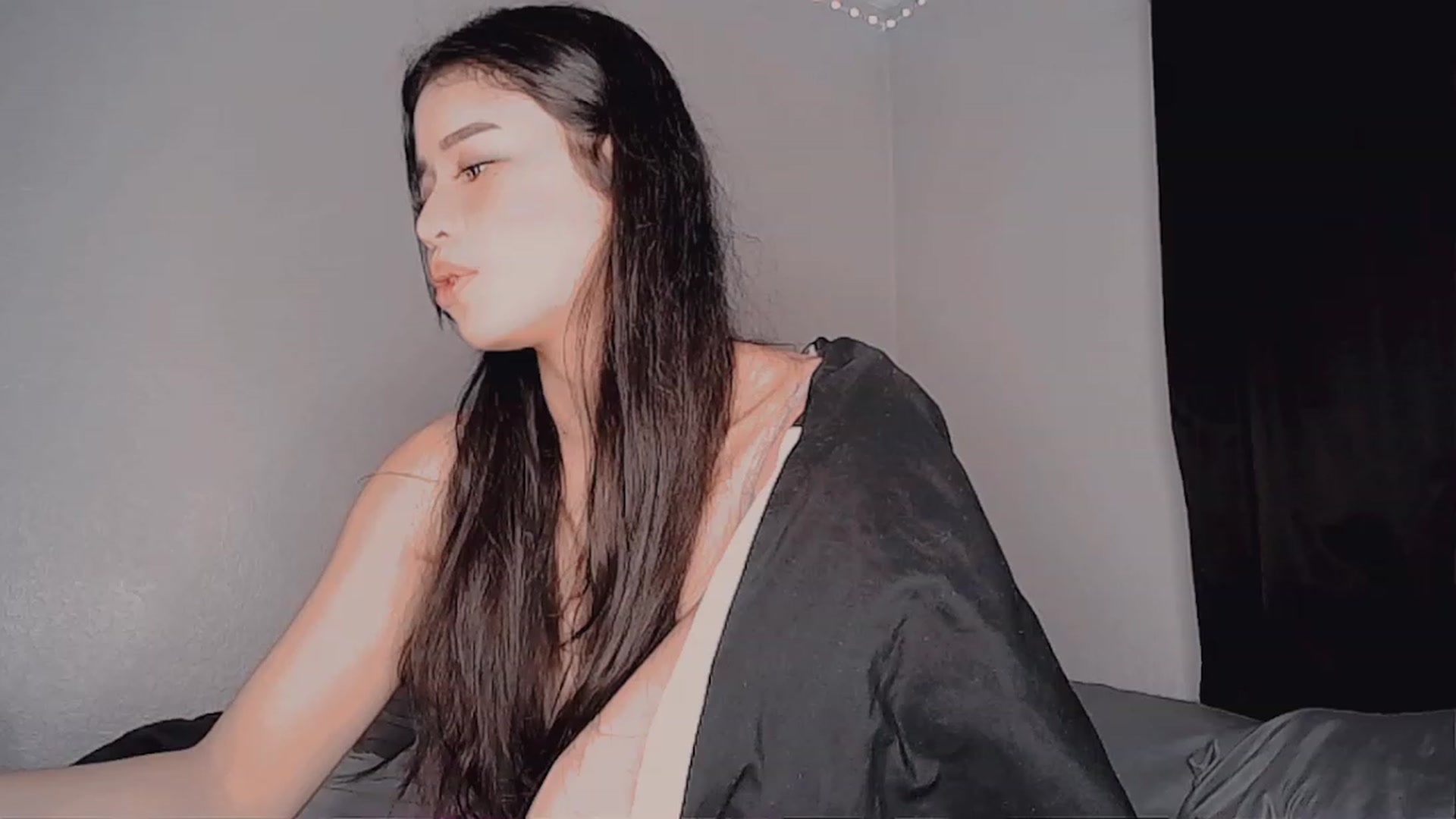 Gallery image thumbnail from BrokenRin's myfreecams stream on, 01/12/2023, 08:33 image 10 of 20