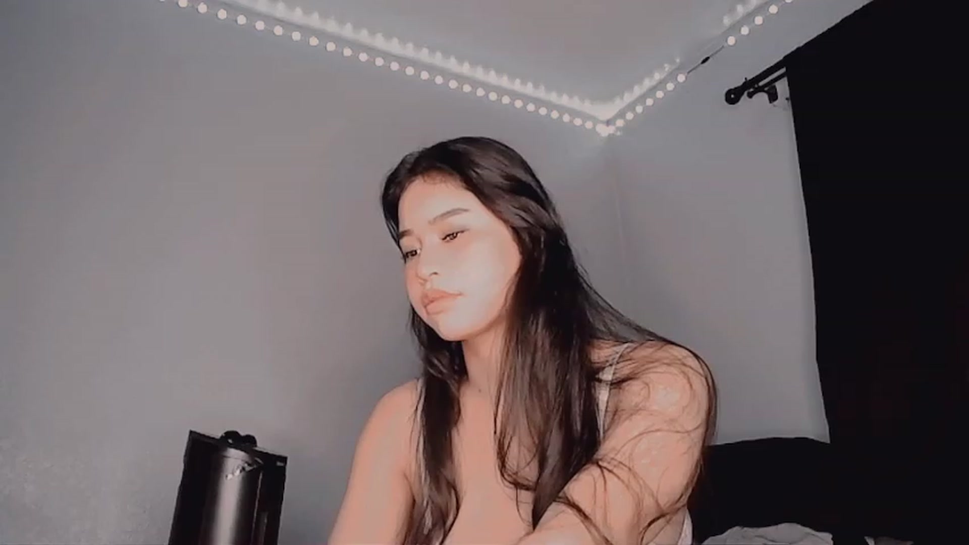 Gallery image thumbnail from BrokenRin's myfreecams stream on, 01/25/2023, 10:27 image 19 of 20