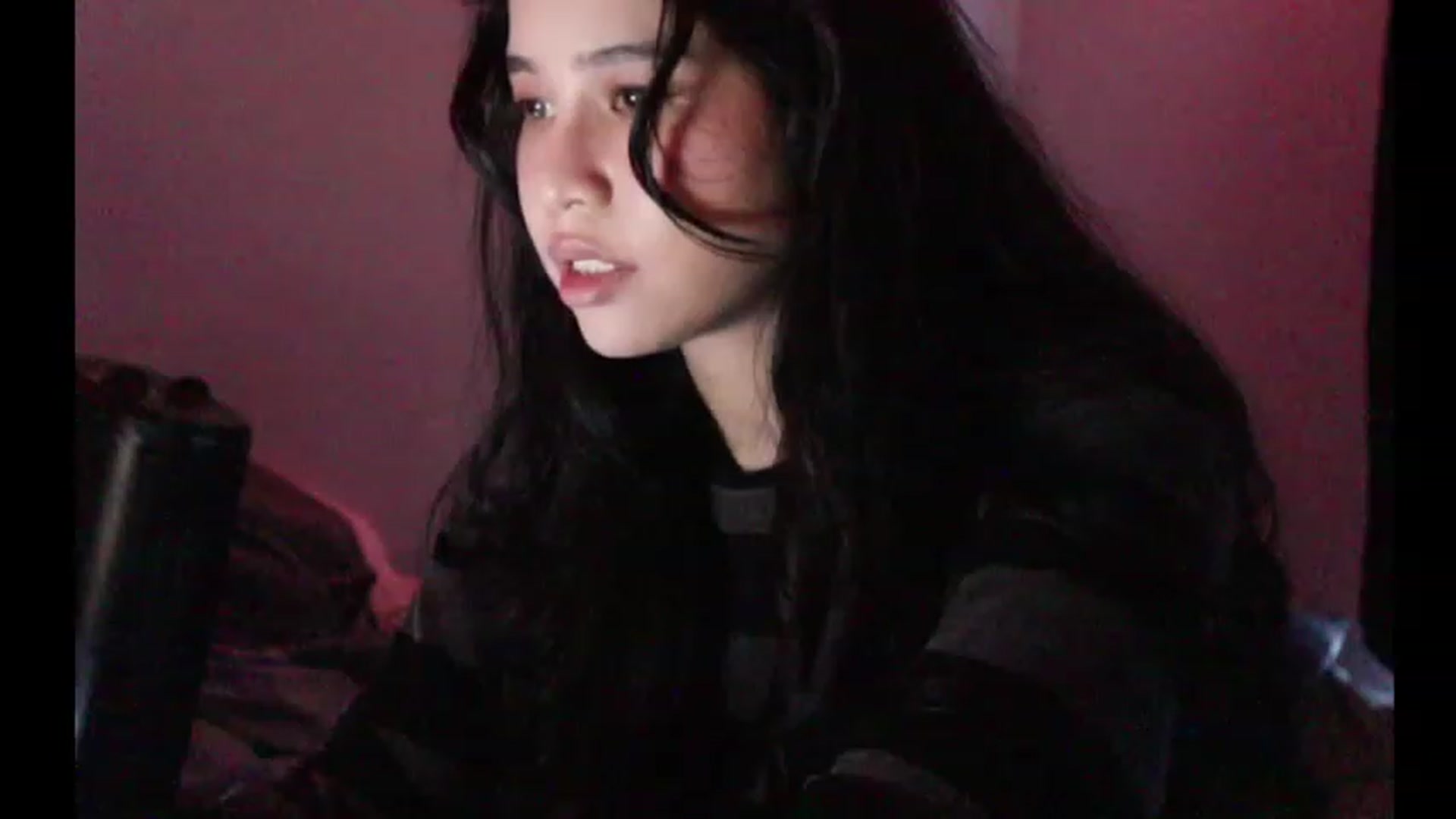 Gallery image thumbnail from BrokenRin's myfreecams stream on, 03/27/2023, 01:55 image 5 of 20