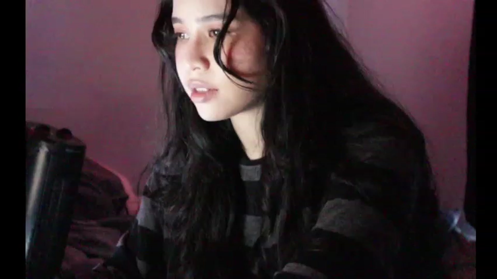 Gallery image thumbnail from BrokenRin's myfreecams stream on, 03/27/2023, 01:55 image 8 of 20