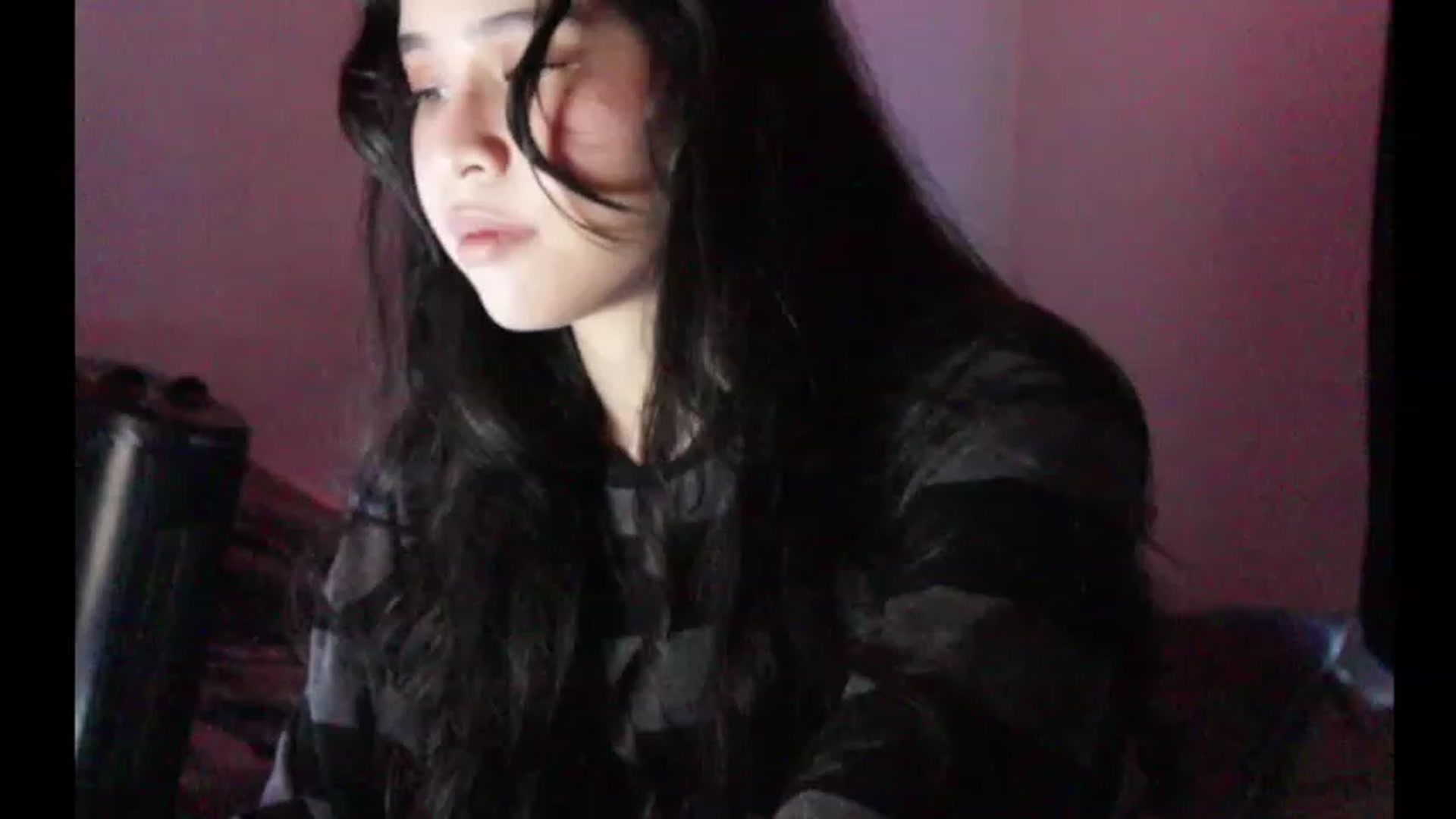 Gallery image thumbnail from BrokenRin's myfreecams stream on, 03/27/2023, 01:55 image 14 of 20