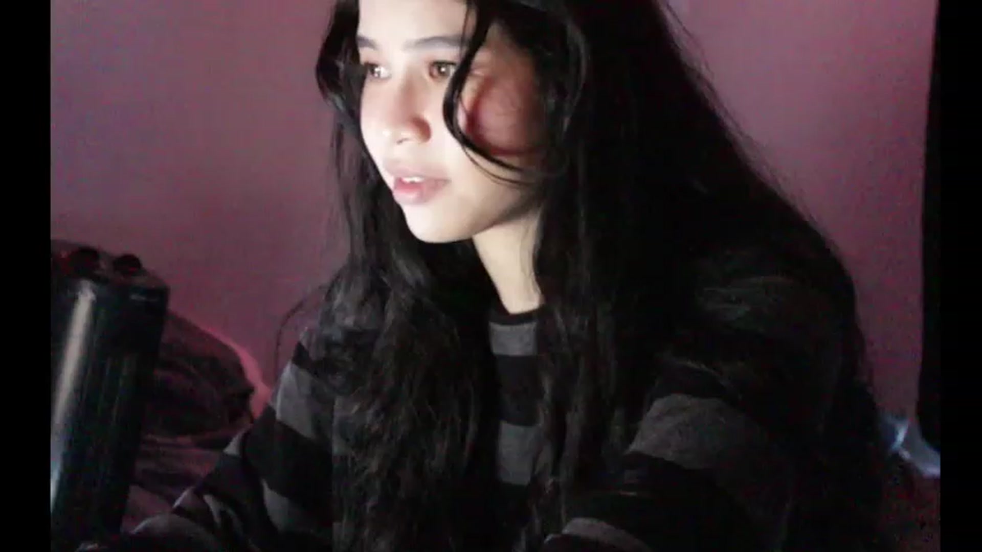 Gallery image thumbnail from BrokenRin's myfreecams stream on, 03/27/2023, 01:55 image 7 of 20
