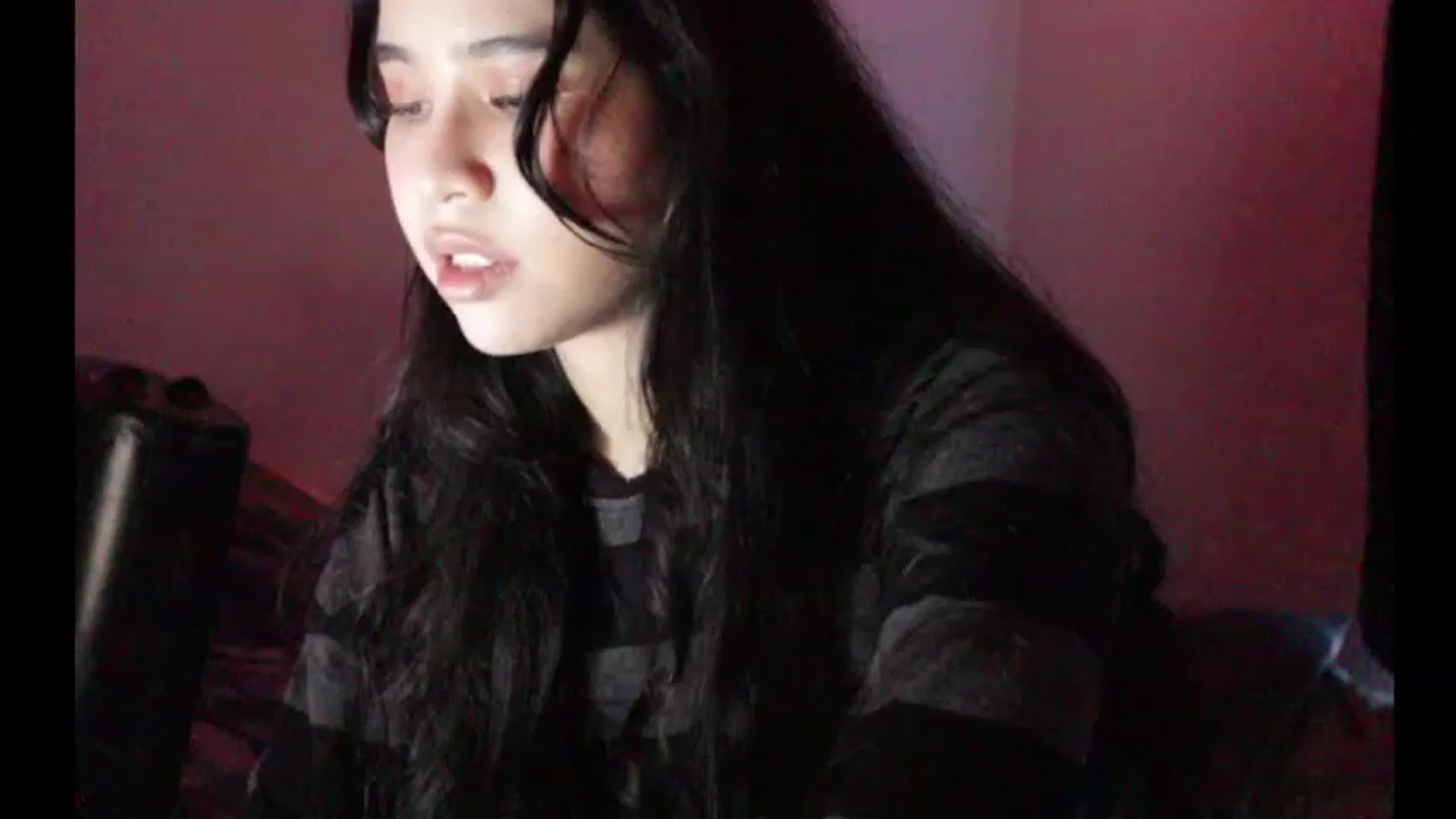 Gallery image thumbnail from BrokenRin's myfreecams stream on, 03/27/2023, 01:55 image 16 of 20