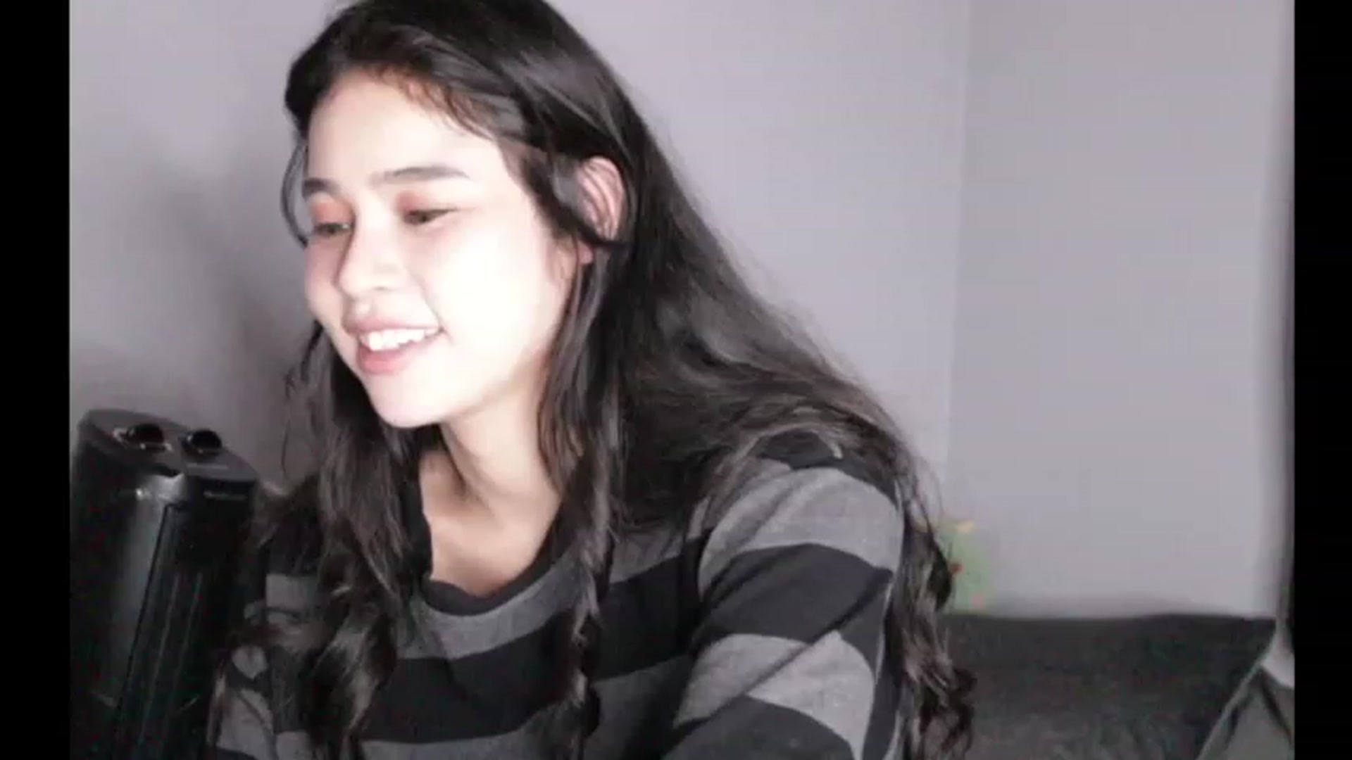 Gallery image thumbnail from BrokenRin's myfreecams stream on, 03/27/2023, 02:35 image 11 of 20