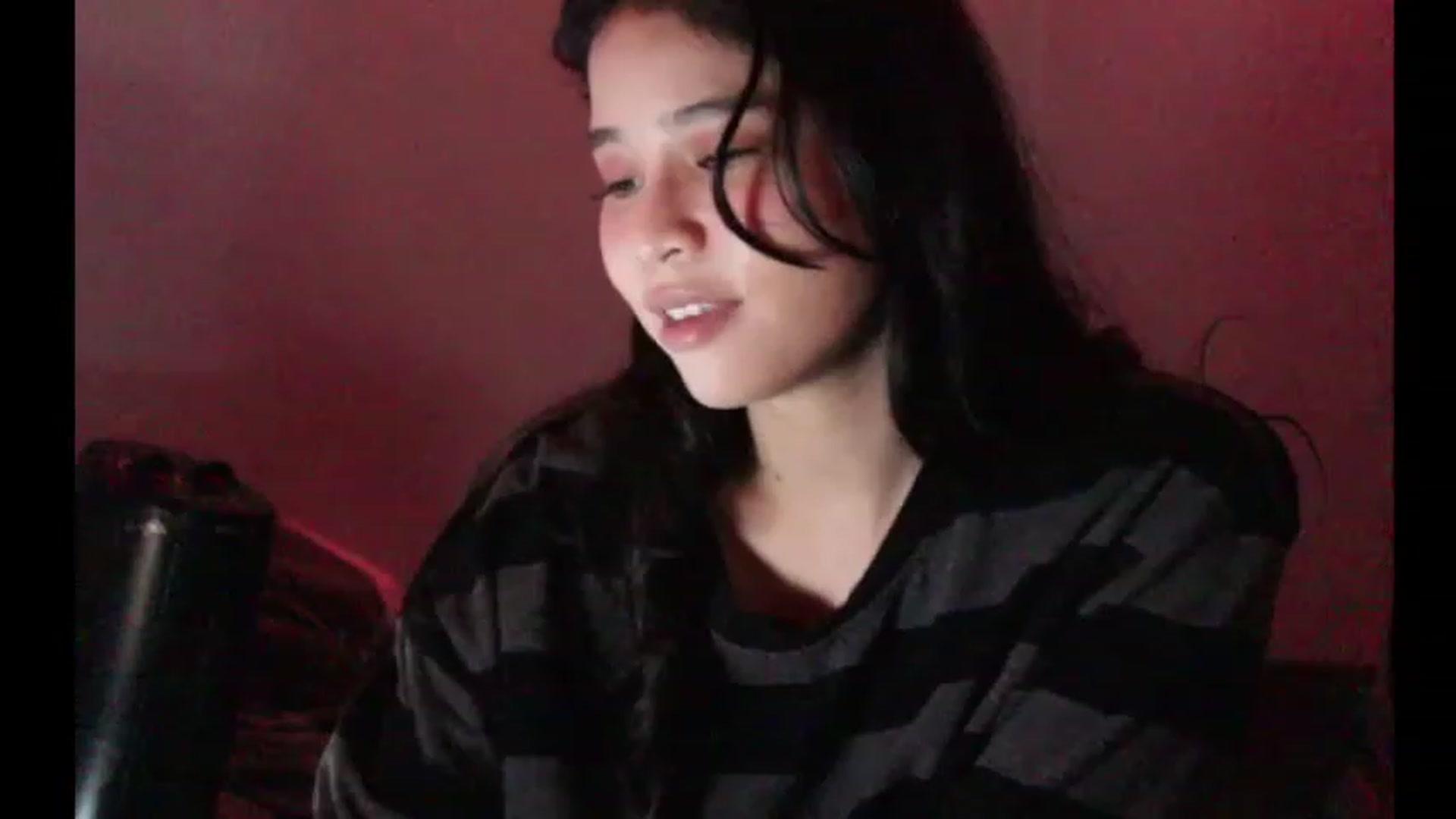 Gallery image thumbnail from BrokenRin's myfreecams stream on, 03/27/2023, 02:35 image 3 of 20