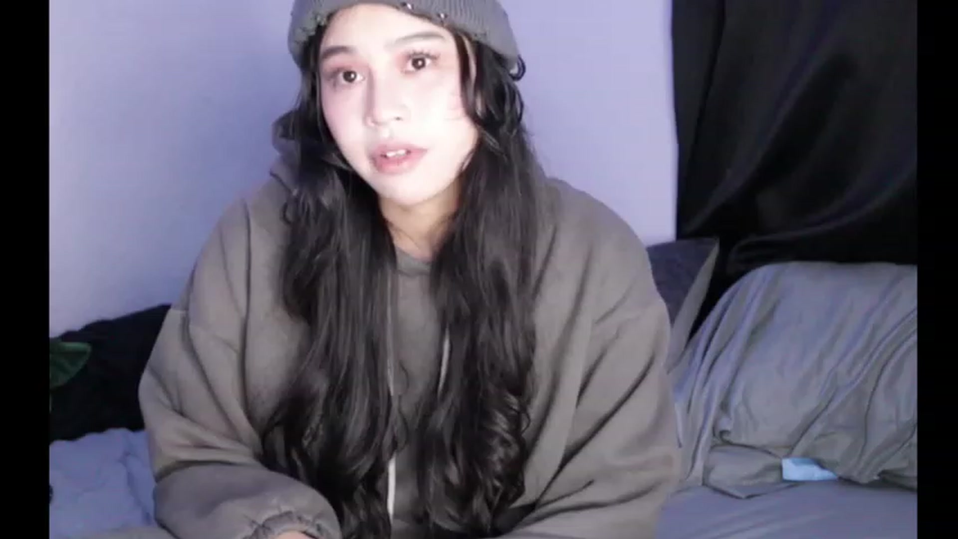 Gallery image thumbnail from BrokenRin's myfreecams stream on, 03/31/2023, 10:02 image 4 of 20