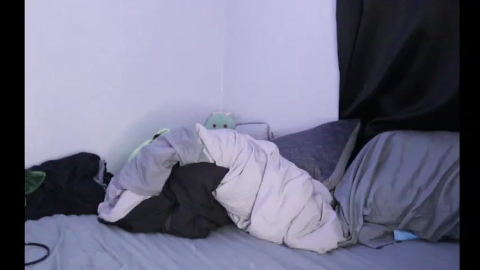 Gallery image thumbnail from BrokenRin's myfreecams stream on, 03/31/2023, 10:02 image 1 of 20
