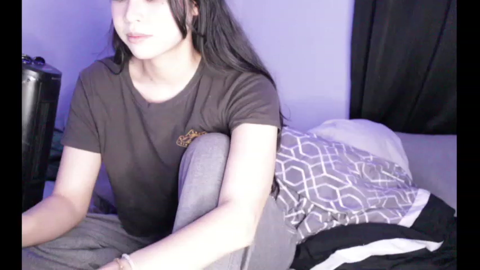Gallery image thumbnail from BrokenRin's myfreecams stream on, 04/03/2023, 12:23 image 11 of 20