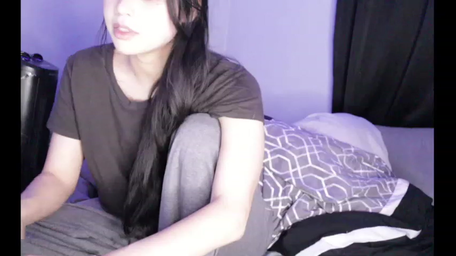 Gallery image thumbnail from BrokenRin's myfreecams stream on, 04/03/2023, 12:23 image 10 of 20