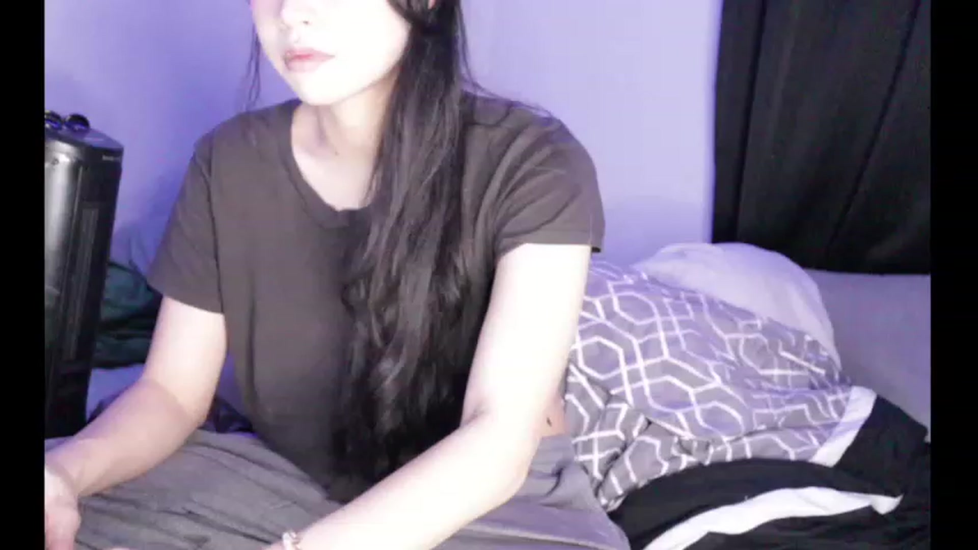 Gallery image thumbnail from BrokenRin's myfreecams stream on, 04/03/2023, 12:23 image 9 of 20