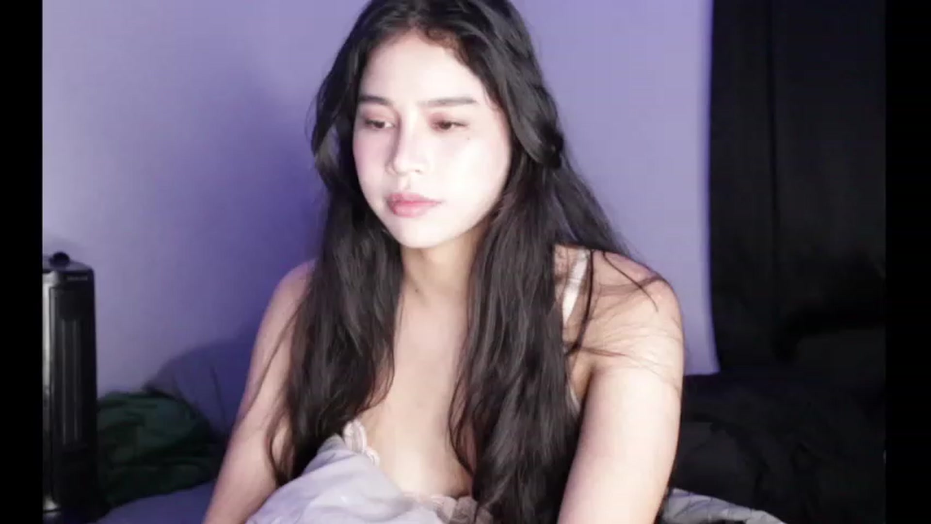 Gallery image thumbnail from BrokenRin's myfreecams stream on, 04/04/2023, 07:40 image 2 of 20