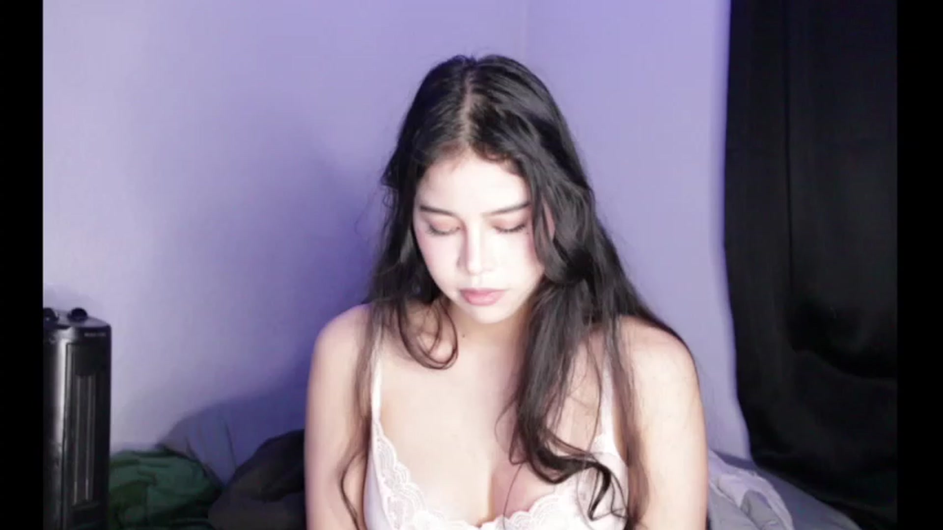 Gallery image thumbnail from BrokenRin's myfreecams stream on, 04/04/2023, 07:40 image 19 of 20
