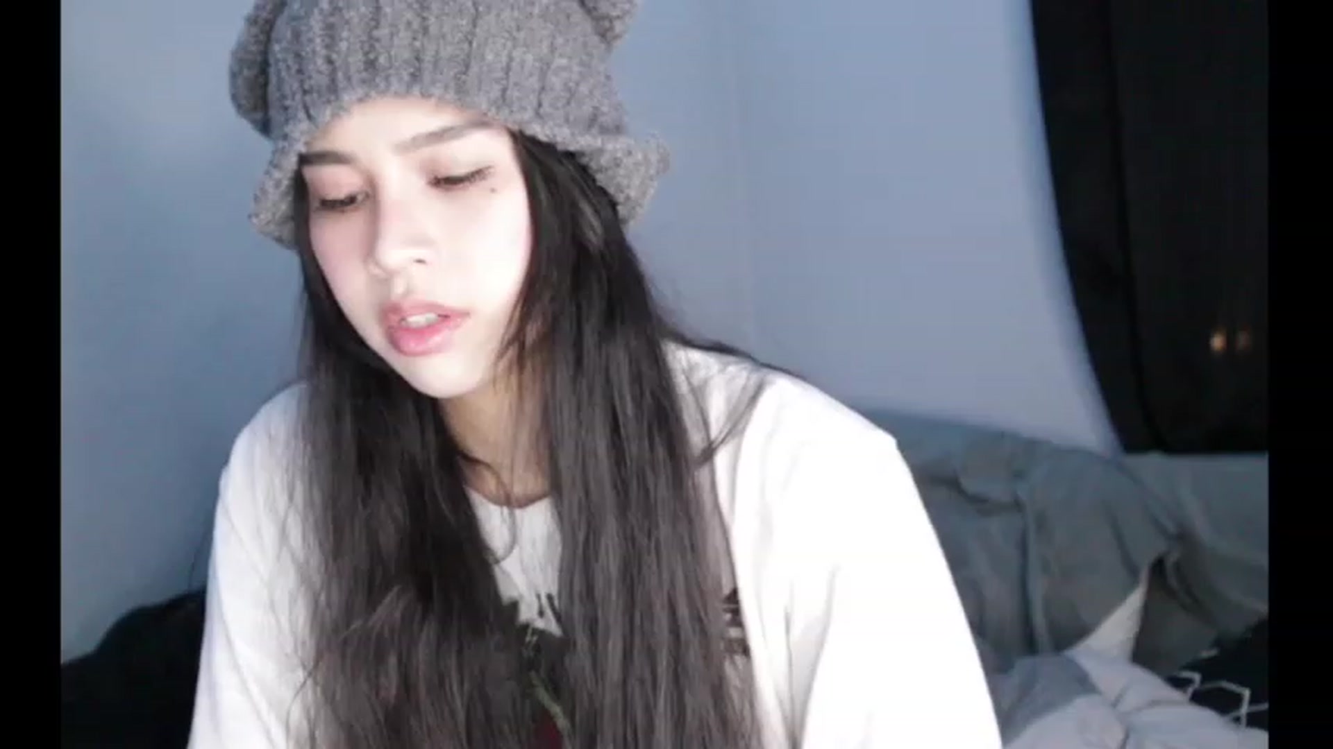 Gallery image thumbnail from BrokenRin's myfreecams stream on, 04/13/2023, 05:00 image 8 of 20