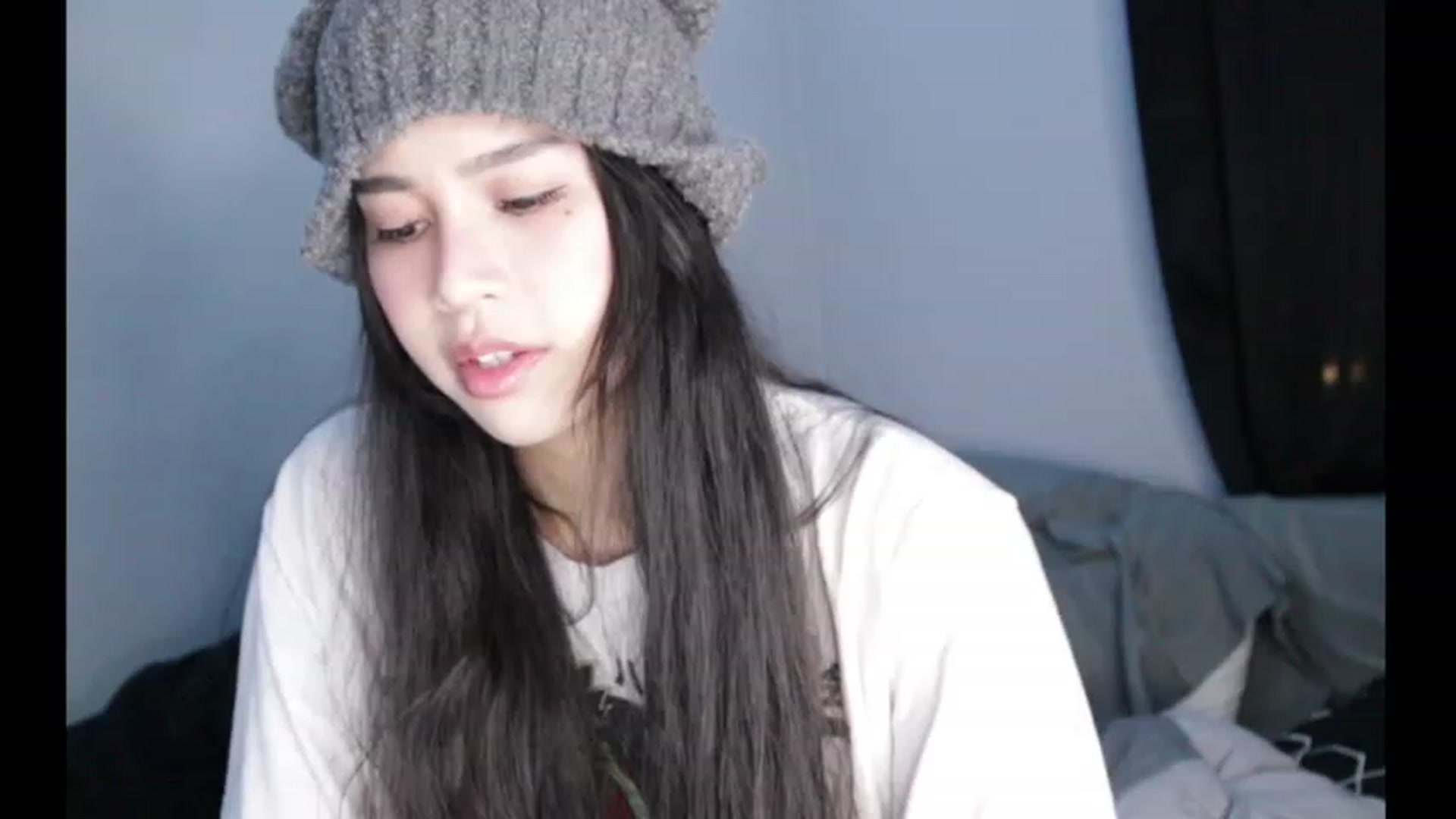 Gallery image thumbnail from BrokenRin's myfreecams stream on, 04/13/2023, 05:00 image 9 of 20
