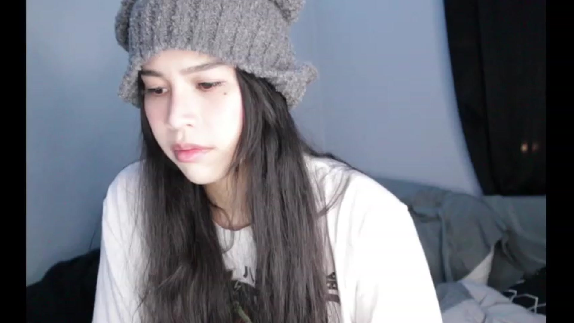 Gallery image thumbnail from BrokenRin's myfreecams stream on, 04/13/2023, 05:00 image 19 of 20