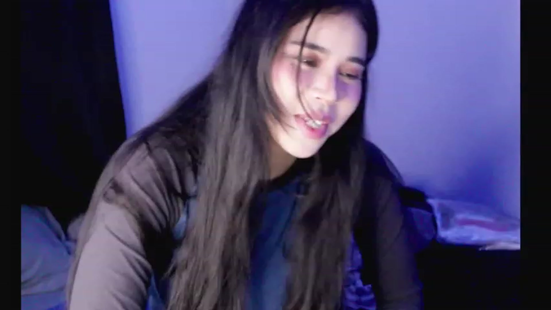 Gallery image thumbnail from BrokenRin's myfreecams stream on, 04/25/2023, 08:55 image 7 of 20