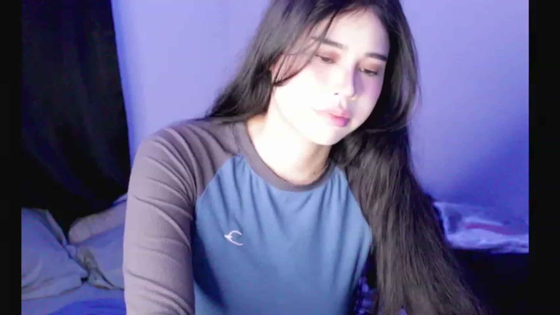 Gallery image thumbnail from BrokenRin's myfreecams stream on, 04/25/2023, 08:55 image 8 of 20