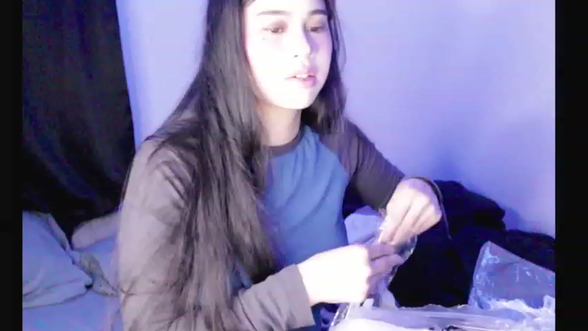 Gallery image thumbnail from BrokenRin's myfreecams stream on, 04/25/2023, 08:55 image 3 of 20