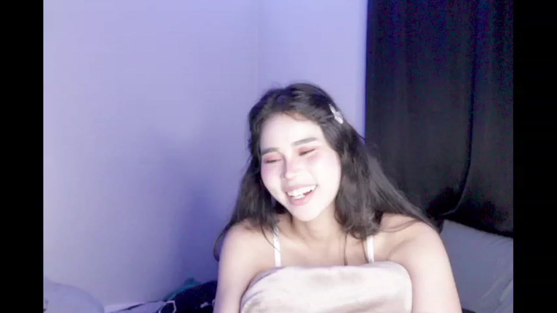 Gallery image thumbnail from BrokenRin's myfreecams stream on, 05/04/2023, 09:19 image 7 of 20