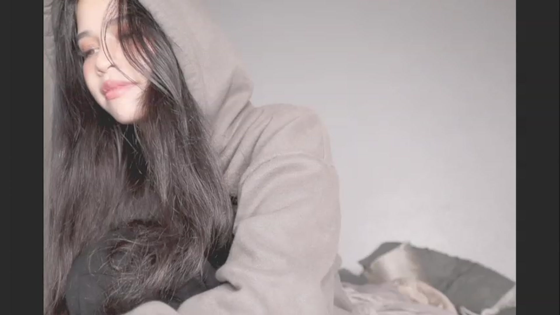 Gallery image thumbnail from BrokenRin's myfreecams stream on, 02/08/2024, 03:13 image 8 of 20