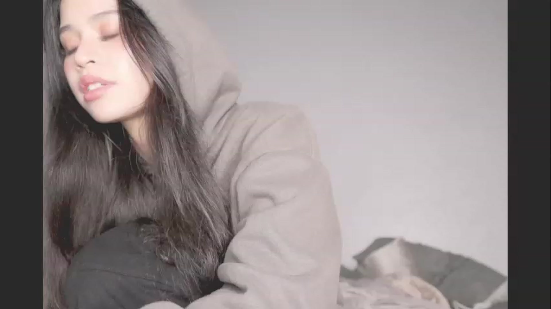 Gallery image thumbnail from BrokenRin's myfreecams stream on, 02/08/2024, 03:13 image 10 of 20