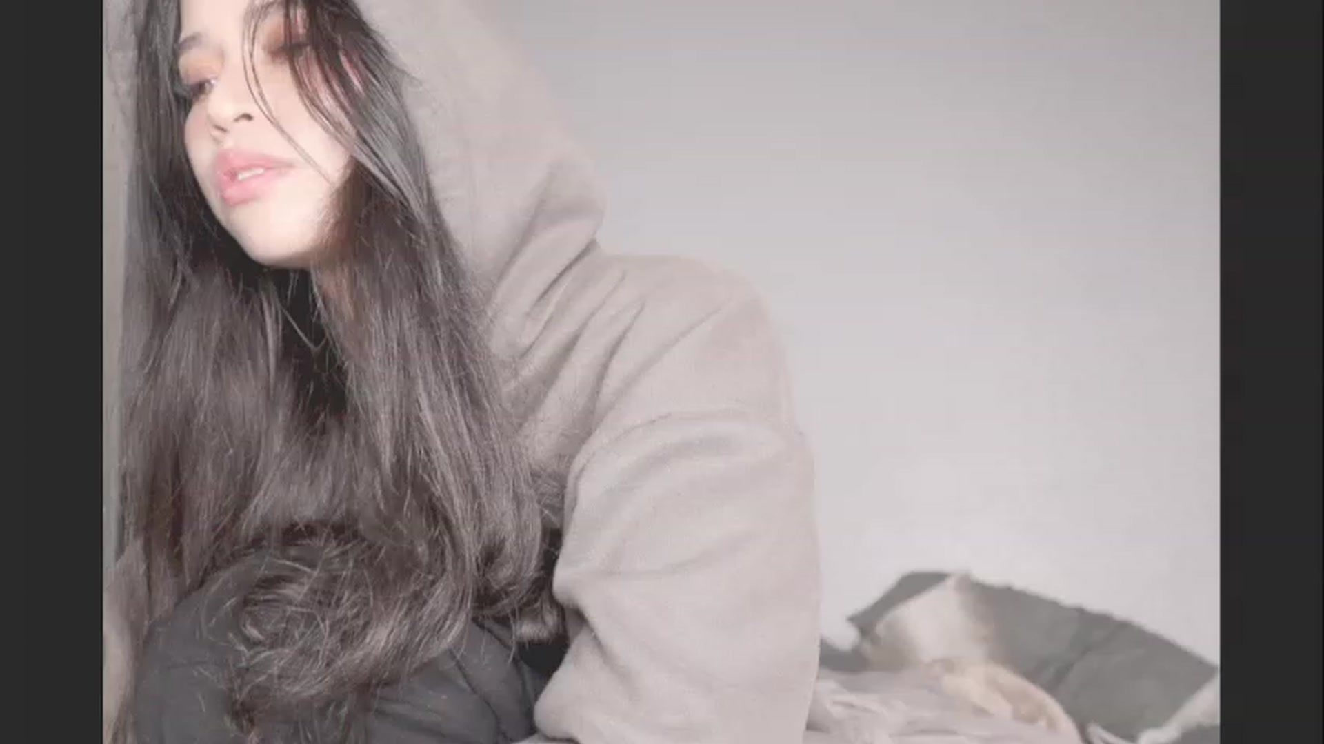 Gallery image thumbnail from BrokenRin's myfreecams stream on, 02/08/2024, 03:13 image 6 of 20