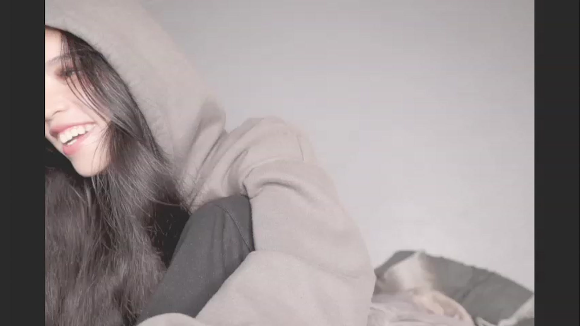 Gallery image thumbnail from BrokenRin's myfreecams stream on, 02/08/2024, 03:13 image 15 of 20
