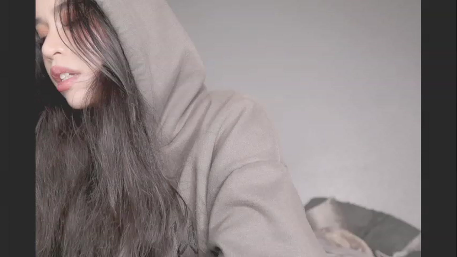 Gallery image thumbnail from BrokenRin's myfreecams stream on, 02/08/2024, 03:13 image 19 of 20