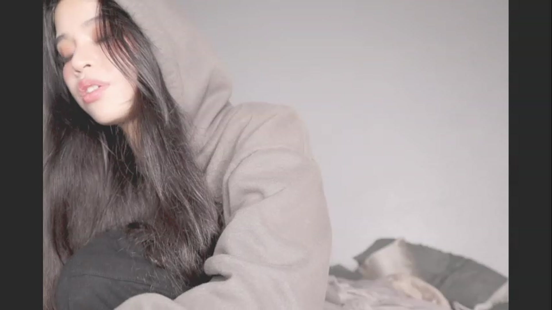 Gallery image thumbnail from BrokenRin's myfreecams stream on, 02/08/2024, 03:13 image 11 of 20