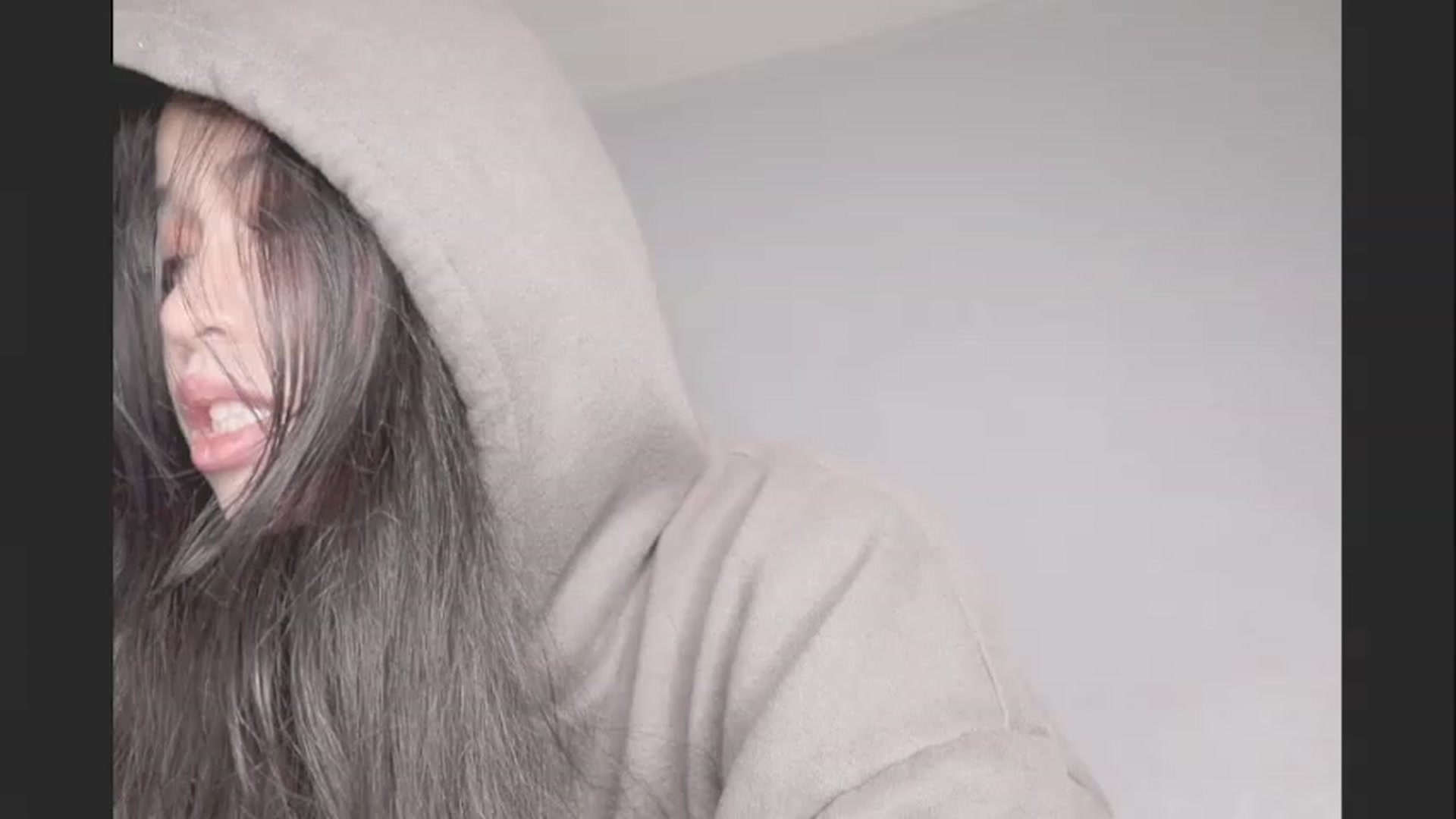 Gallery image thumbnail from BrokenRin's myfreecams stream on, 02/08/2024, 06:02 image 9 of 20