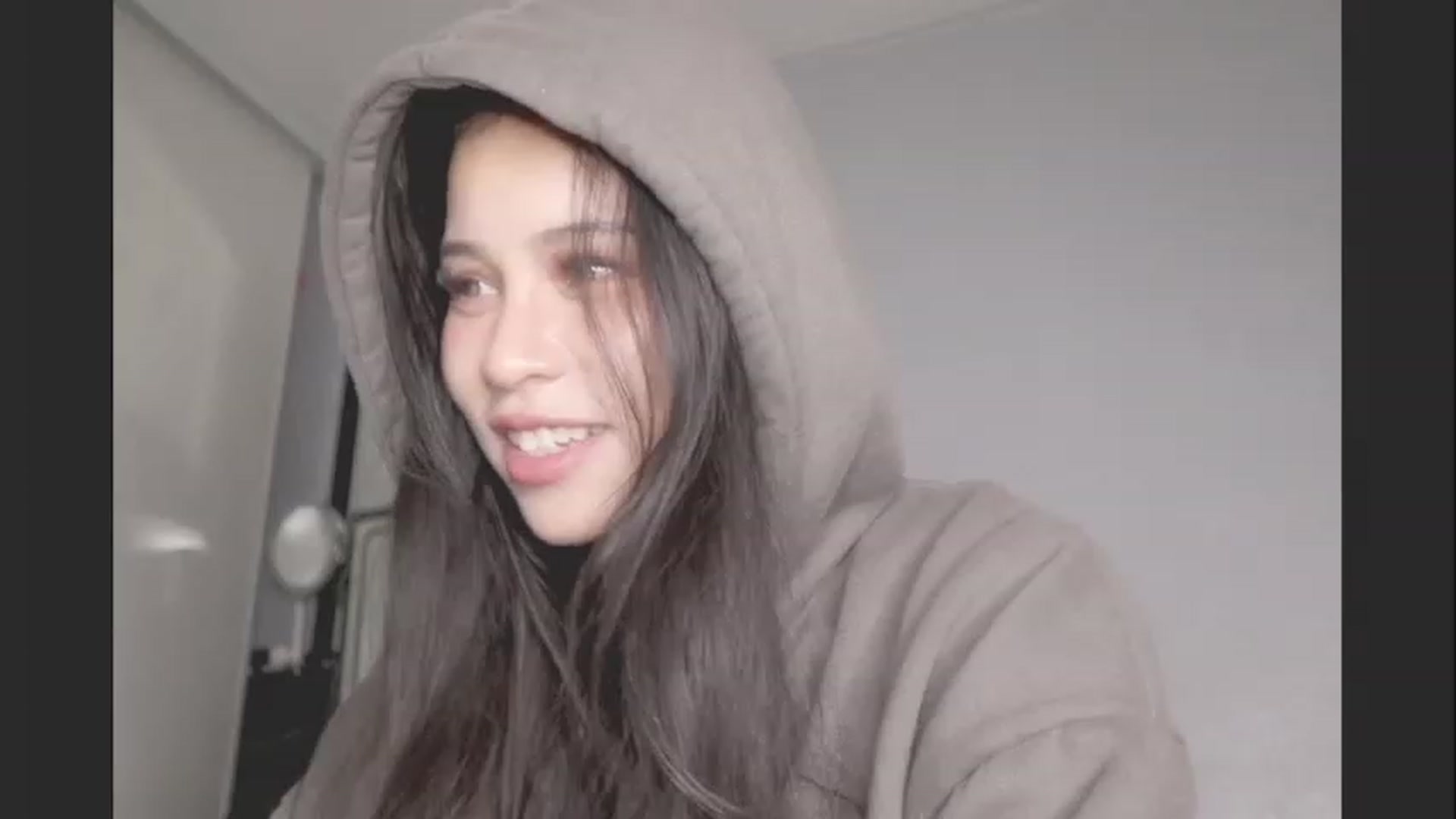 Gallery image thumbnail from BrokenRin's myfreecams stream on, 02/08/2024, 06:02 image 3 of 20