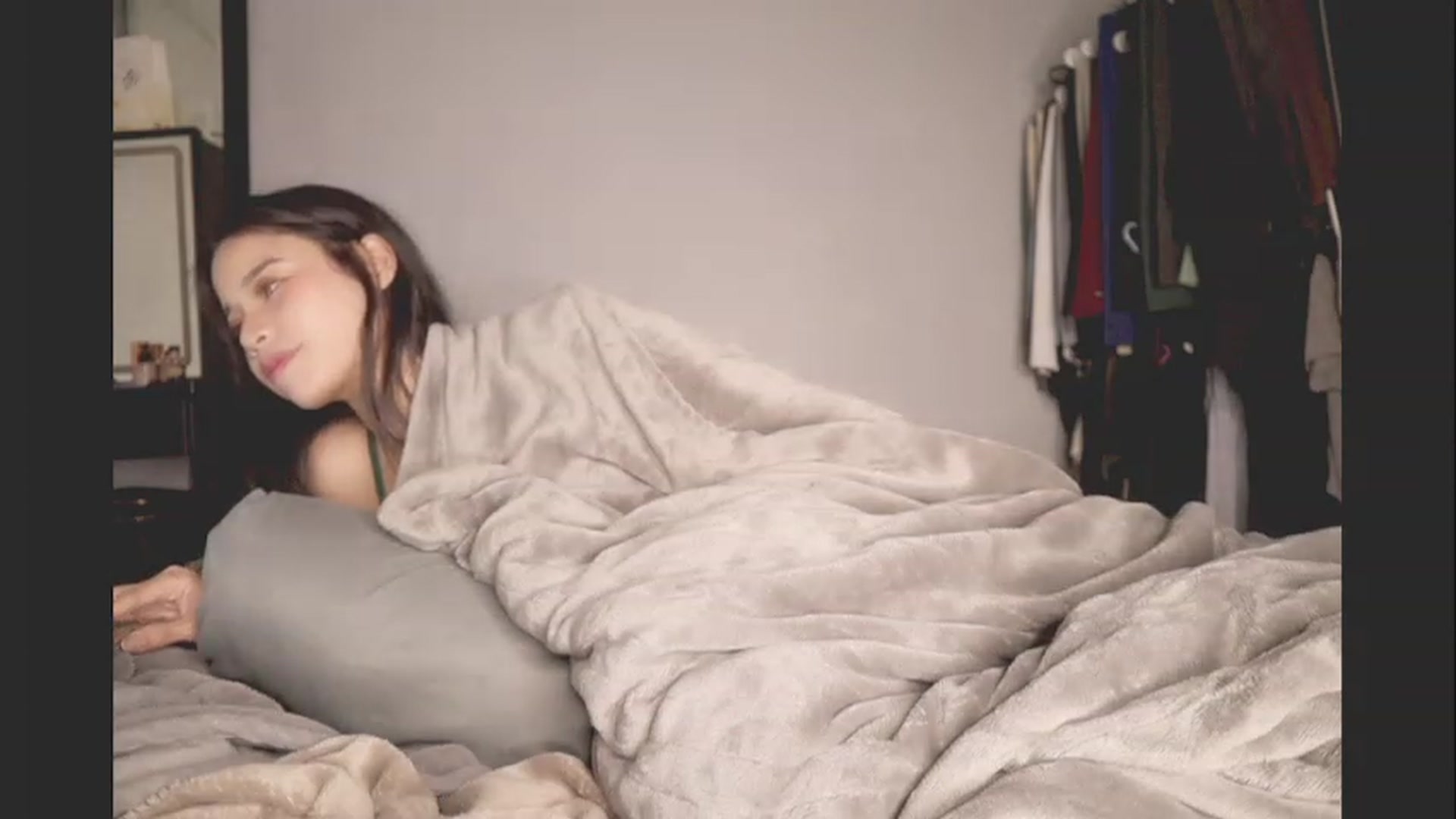 Gallery image thumbnail from BrokenRin's myfreecams stream on, 02/10/2024, 04:53 image 13 of 20