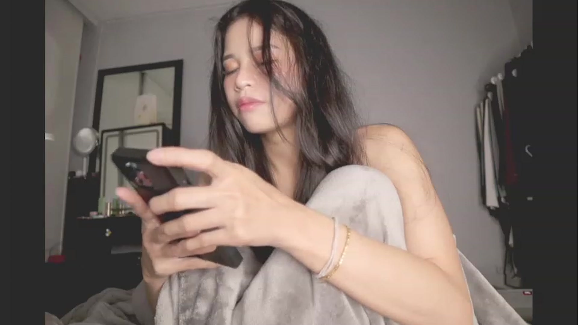 Gallery image thumbnail from BrokenRin's myfreecams stream on, 02/10/2024, 04:53 image 20 of 20