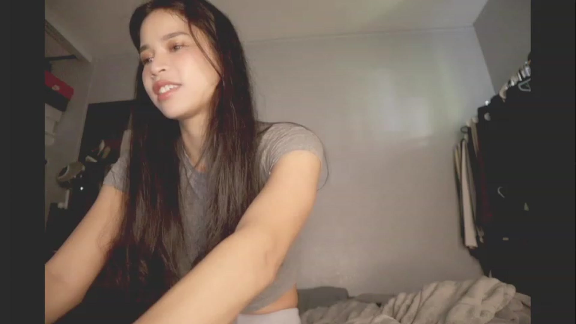 Gallery image thumbnail from BrokenRin's myfreecams stream on, 02/10/2024, 18:28 image 9 of 20