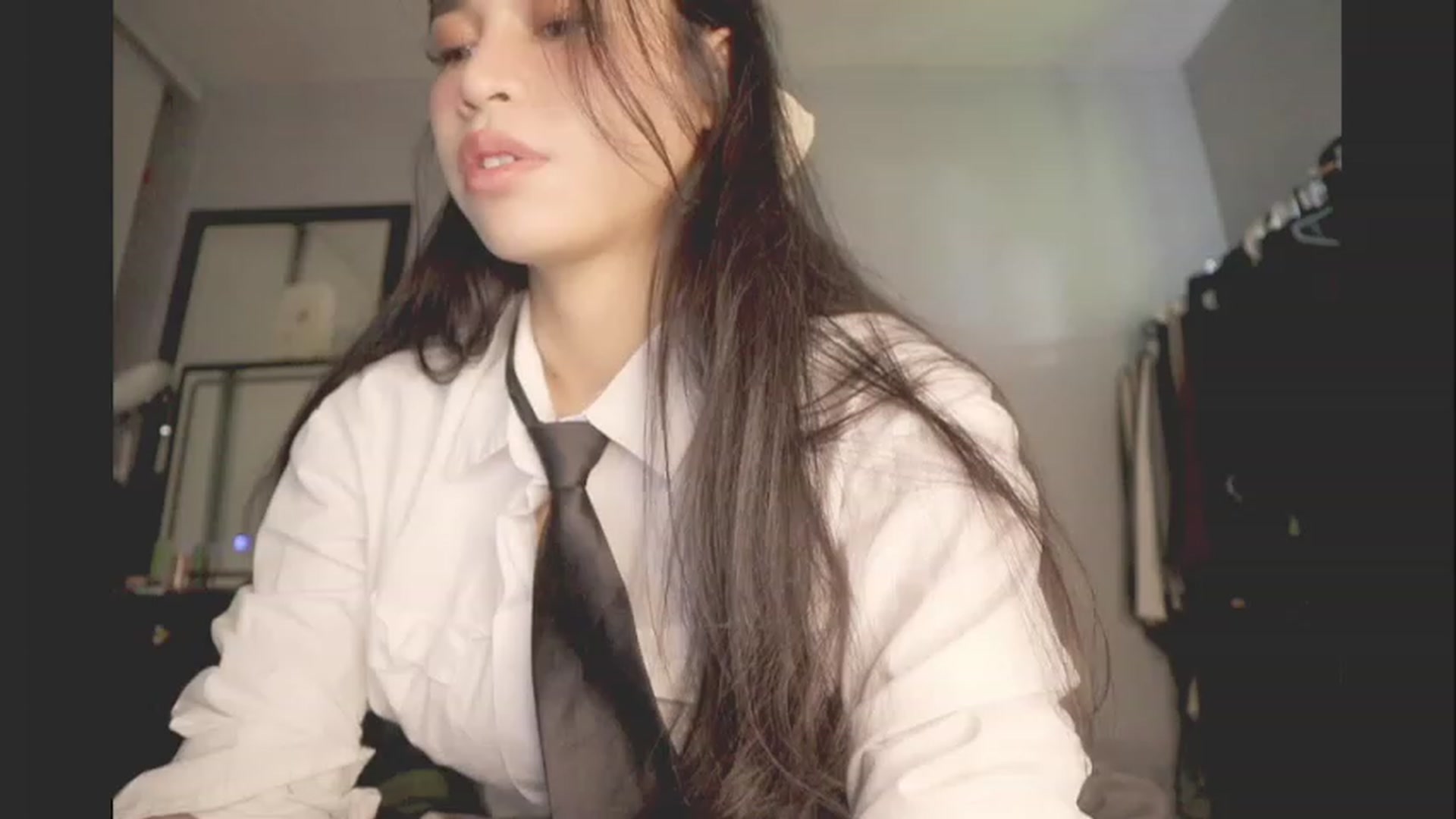 Gallery image thumbnail from BrokenRin's myfreecams stream on, 02/10/2024, 19:27 image 19 of 20