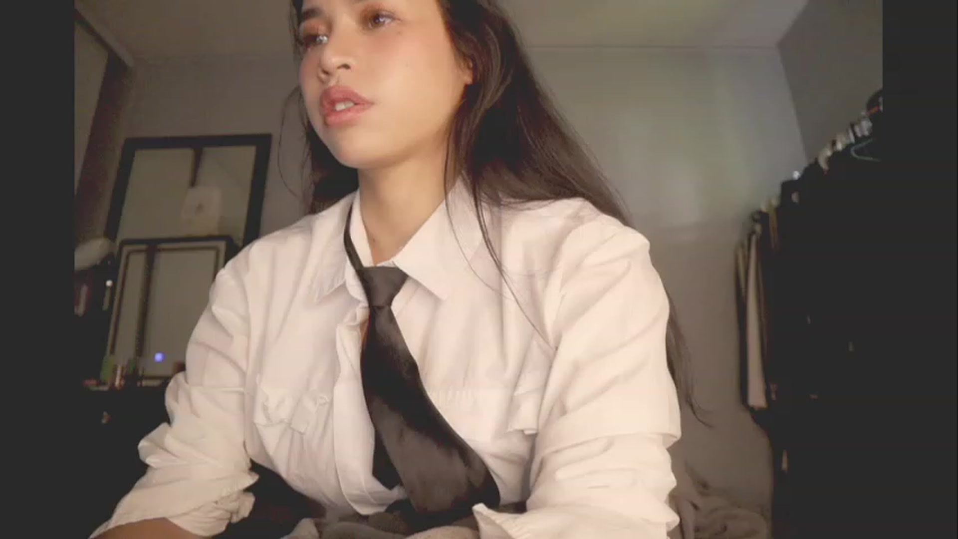 Gallery image thumbnail from BrokenRin's myfreecams stream on, 02/10/2024, 19:27 image 1 of 20