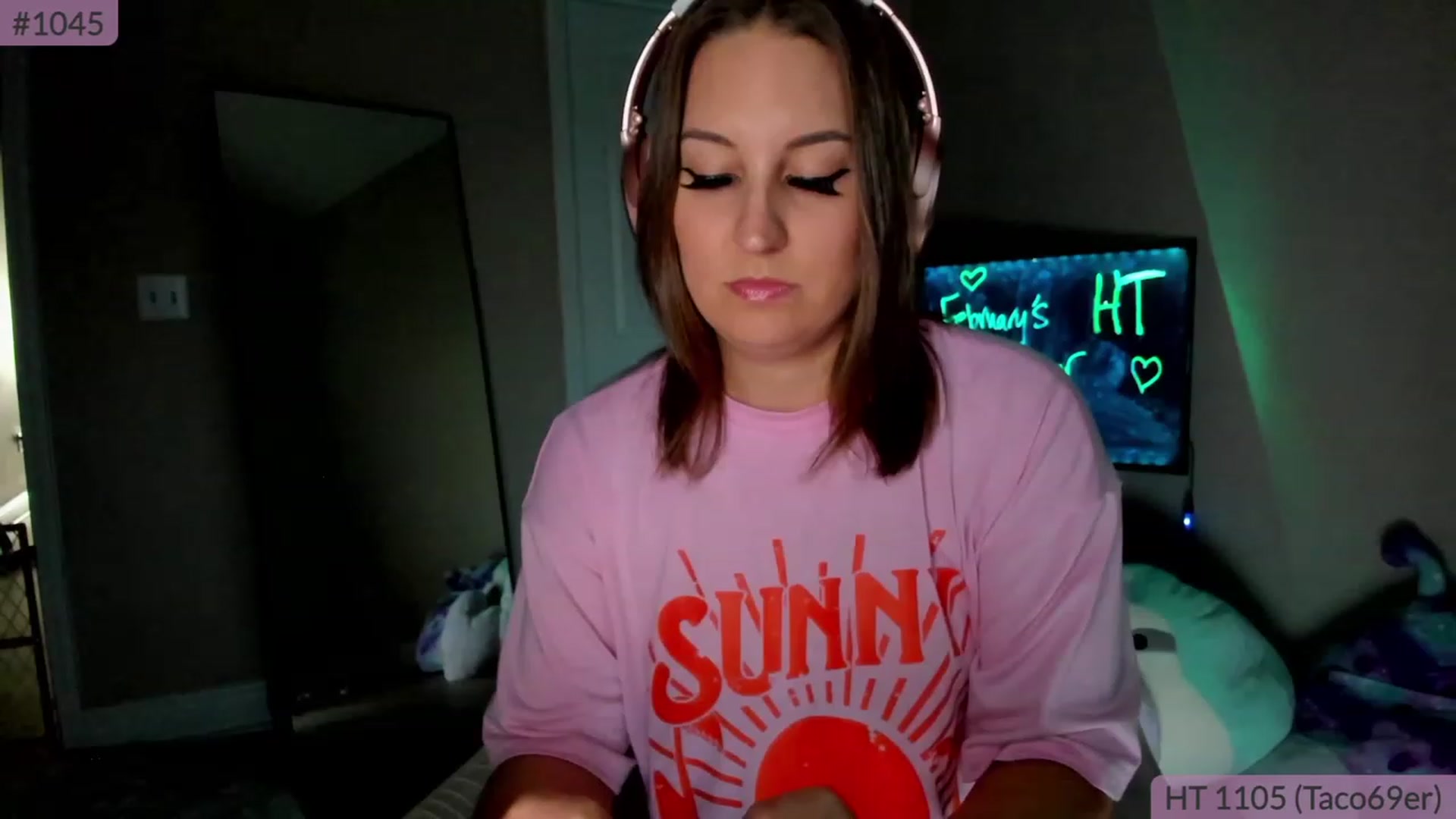 Gallery image thumbnail from BrookeBee's myfreecams stream on, 02/20/2023, 24:17 image 9 of 20